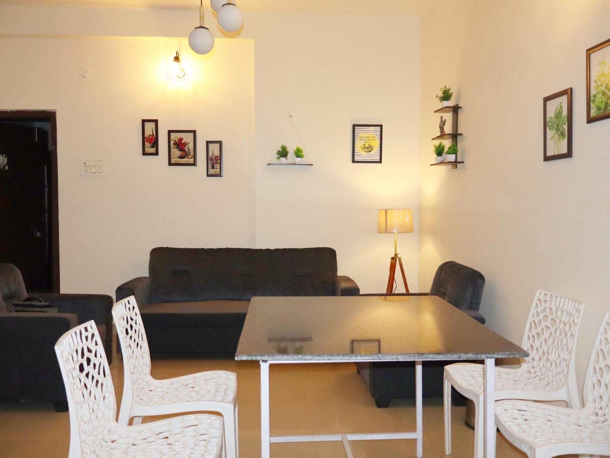 Nomad'S Nest Backpackers Hostel グワーハーティー エクステリア 写真