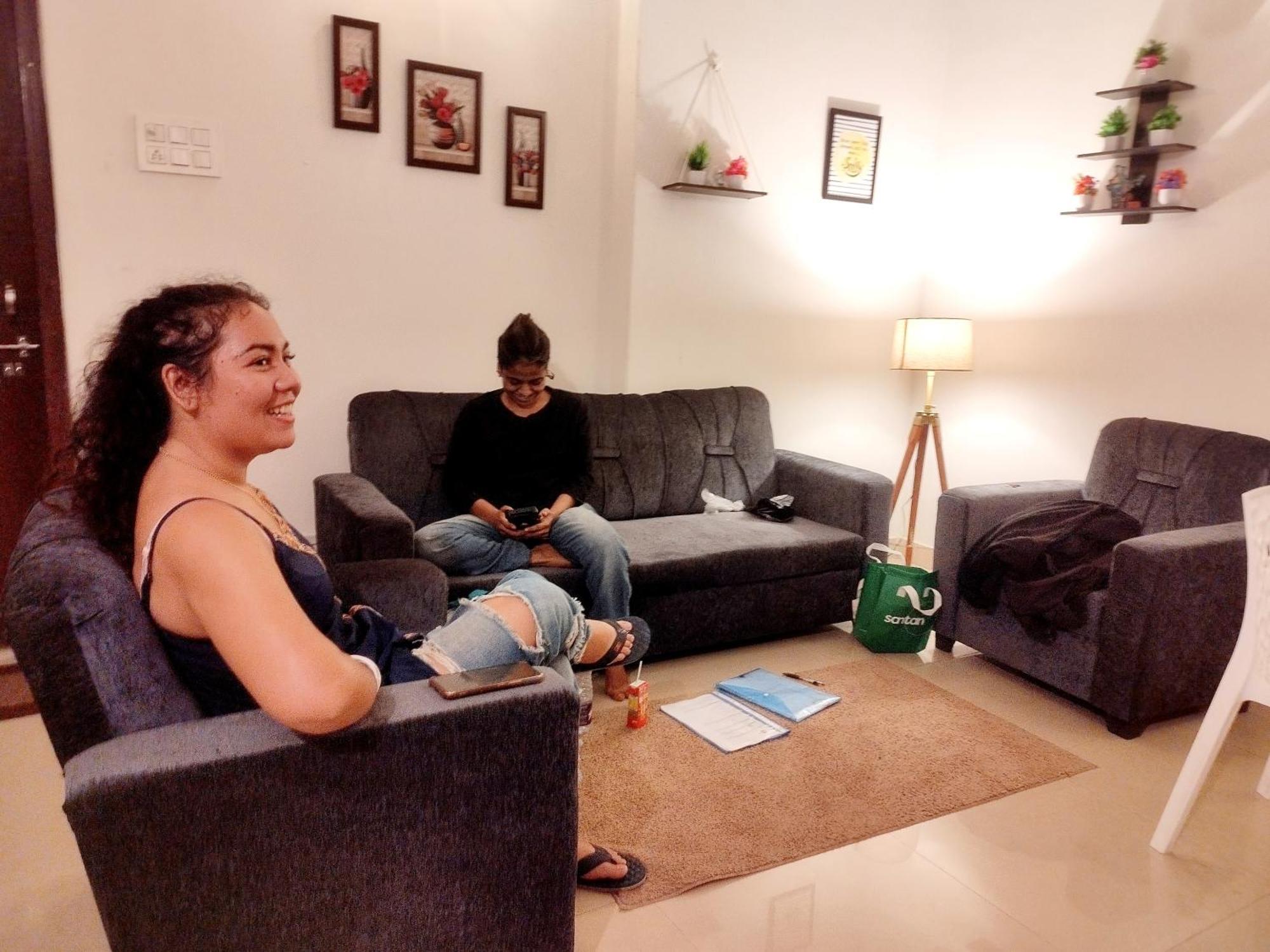 Nomad'S Nest Backpackers Hostel グワーハーティー エクステリア 写真